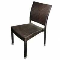 Стулья из искусственного ротанга