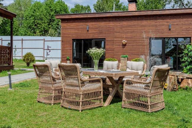 Обеденный комплект ISABELLA из искусственного ротанга