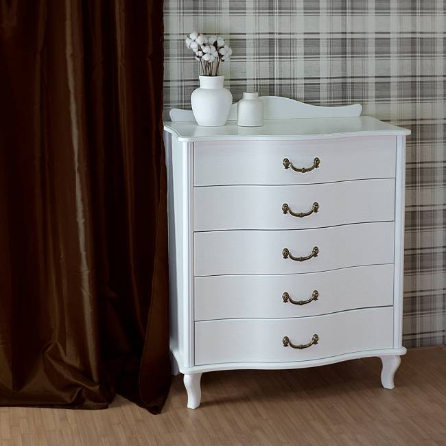 Комод Джульетта молочный дуб Л